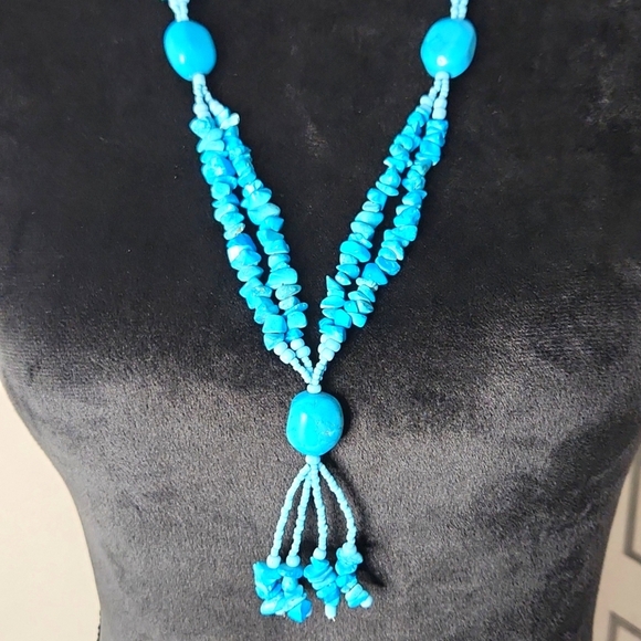 Turquoise Chip (Natural Stones) Beaded Necklace - Picture 2 of 4